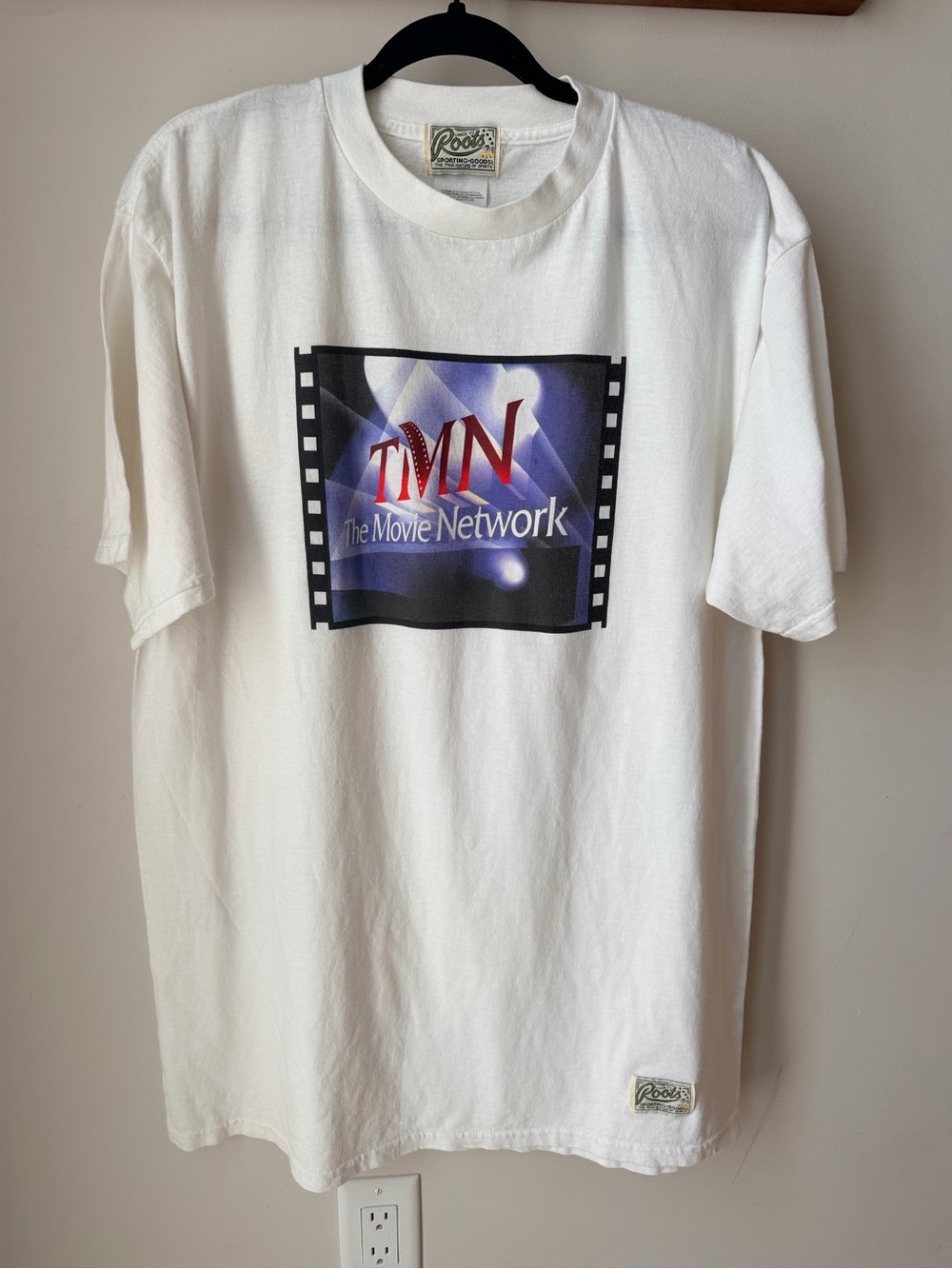 Vintage Roots White The Movie Network Graphic Tee Men’s Big & Tall Made in 🇨🇦